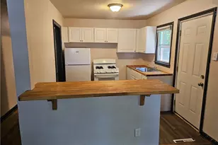 527 Smith St, High Point, NC 27260 - Photo 6