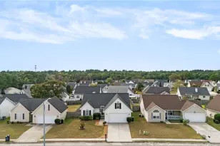 2536 Cameron Woods Ln, Fayetteville, NC 28306 - Photo 42