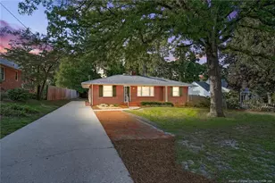 521 Vista Dr, Fayetteville, NC 28305 - Photo 1