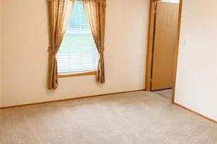 387 Bourbon St, Lumberton, NC 28358 - Photo 20