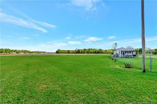 387 Bourbon St, Lumberton, NC 28358 - Photo 28