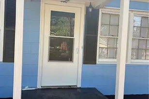 112 E McNeill Dr, Red Springs, NC 28377 - Photo 2