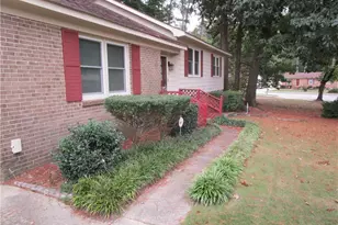 821 Rock Spring Rd, Fayetteville, NC 28314 - Photo 18