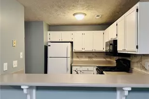 1909 Tryon Dr, Fayetteville, NC 28303 - Photo 8