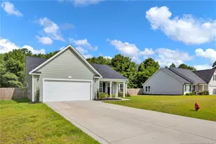 22 Finch Ln, Parkton, NC 28371 - Photo 2