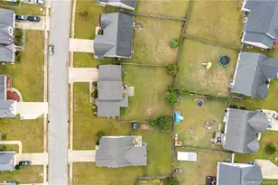 8240 Frenchorn Ln, Fayetteville, NC 28314 - Photo 12