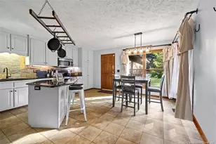 7559 Firethorn Dr, Fayetteville, NC 28311 - Photo 8