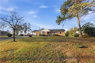 703 Roundtree Dr, Fayetteville, NC 28303 - Photo 2