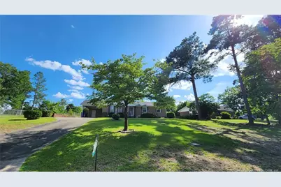 703 Roundtree Drive, Fayetteville, NC 28303 - Photo 4