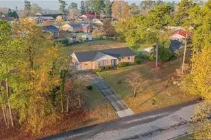 703 Roundtree Dr, Fayetteville, NC 28303 - Photo 20