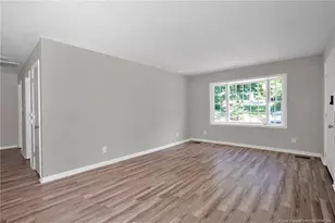 466 Lansdowne Rd, Fayetteville, NC 28314 - Photo 6