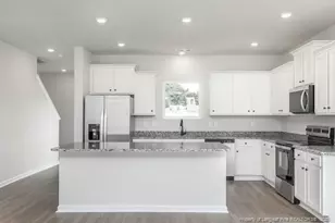 45 Empress St, Broadway, NC 27505 - Photo 2