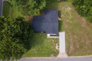856 Pinewood Dr, Whiteville, NC 28472 - Photo 2