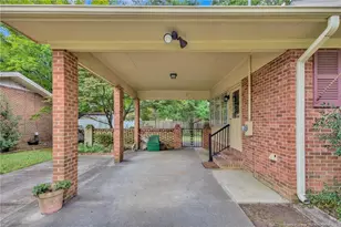 403 W 32nd St, Lumberton, NC 28358 - Photo 4