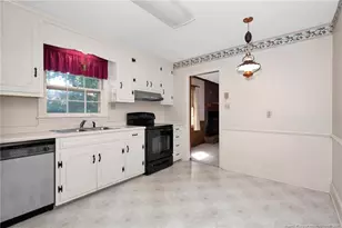 403 W 32nd St, Lumberton, NC 28358 - Photo 10