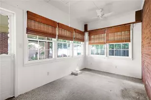 403 W 32nd St, Lumberton, NC 28358 - Photo 6