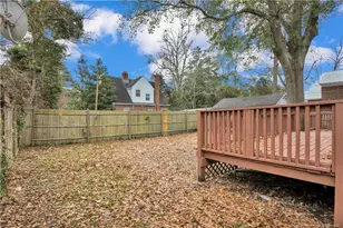 308 E 17th St, Lumberton, NC 28358 - Photo 32