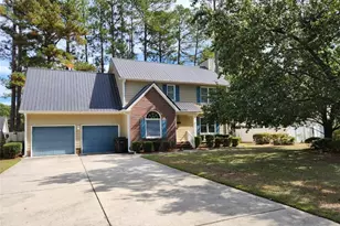 1939 Fairforest Dr, Fayetteville, NC 28304 - Photo 2