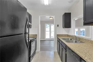 7345 Pebblebrook Dr, Fayetteville, NC 28314 - Photo 12