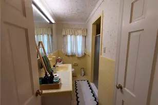 301 Pecan Ln, Laurinburg, NC 28352 - Photo 16