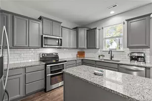 709 Foggy Crossing Ct, Aberdeen, NC 28315 - Photo 12