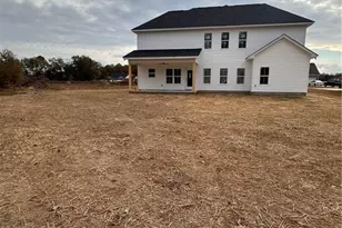 116 Surveyor St, Raeford, NC 28376 - Photo 2