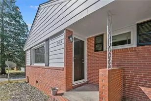 1413 Stansfield Dr, Fayetteville, NC 28303 - Photo 4