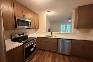 412 Bubble Creek Ct, Fayetteville, NC 28311 - Photo 4