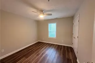 412 Bubble Creek Ct, Fayetteville, NC 28311 - Photo 10