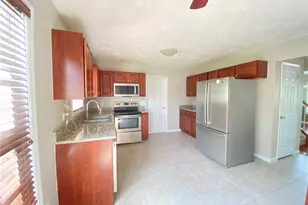 284 Briarwood Pl, Sanford, NC 27332 - Photo 2