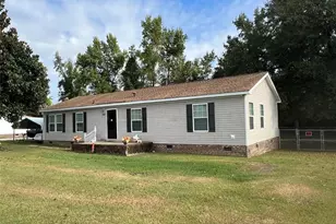 1435 E Green Springs Rd, Parkton, NC 28371 - Photo 2