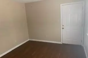 2118 Malloy St, Fayetteville, NC 28305 - Photo 2