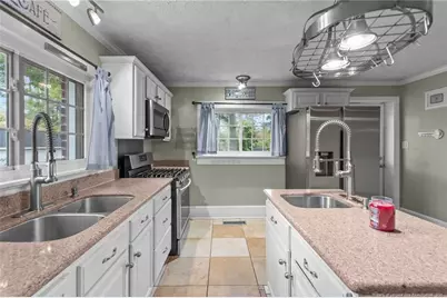 416 N Main Street, Raeford, NC 28376 - Photo 6