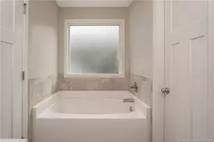 524 Abbottswood Dr, Fayetteville, NC 28301 - Photo 26