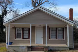 402 406 410 Warren St, Fayetteville, NC 28312 - Photo 1