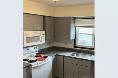 303 Kristin Drive #D, Greenville, NC 27834 - Photo 4