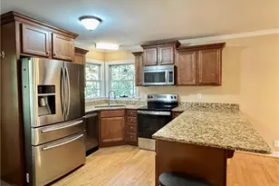 506 S 14th St, Lillington, NC 27546 - Photo 6