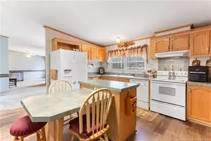 520 Inverary Dr, Raeford, NC 28376 - Photo 14