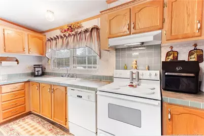 520 Inverary Drive, Raeford, NC 28376 - Photo 16