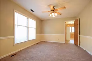 2347 Rolling Hill Rd, Fayetteville, NC 28304 - Photo 4