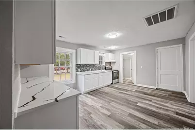 1601 Camden Road, Fayetteville, NC 28306 - Photo 4