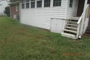 128 Highland Dr, Lillington, NC 27546 - Photo 2