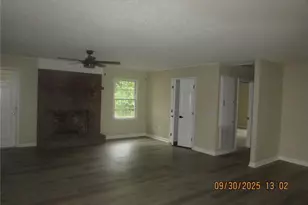 128 Highland Dr, Lillington, NC 27546 - Photo 4