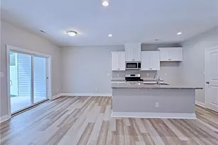 942 Kensington Park Rd, Fayetteville, NC 28311 - Photo 10