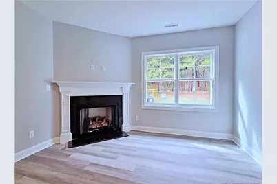 942 Kensington Park Road, Fayetteville, NC 28311 - Photo 6