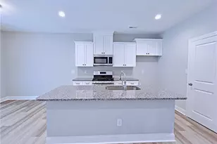 942 Kensington Park Rd, Fayetteville, NC 28311 - Photo 12