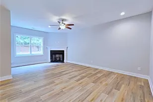 944 Kensington Park Rd, Fayetteville, NC 28311 - Photo 6