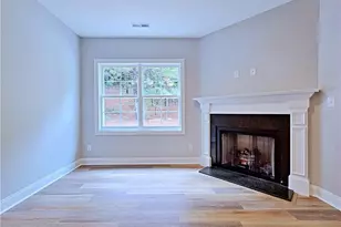 944 Kensington Park Rd, Fayetteville, NC 28311 - Photo 8