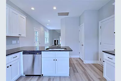 946 Kensington Park Road, Fayetteville, NC 28311 - Photo 18