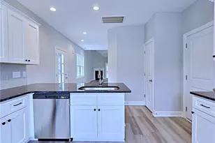 946 Kensington Park Rd, Fayetteville, NC 28311 - Photo 18